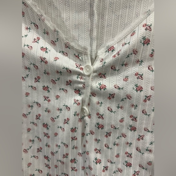 White floral pyjama romper - Picture 4 of 5